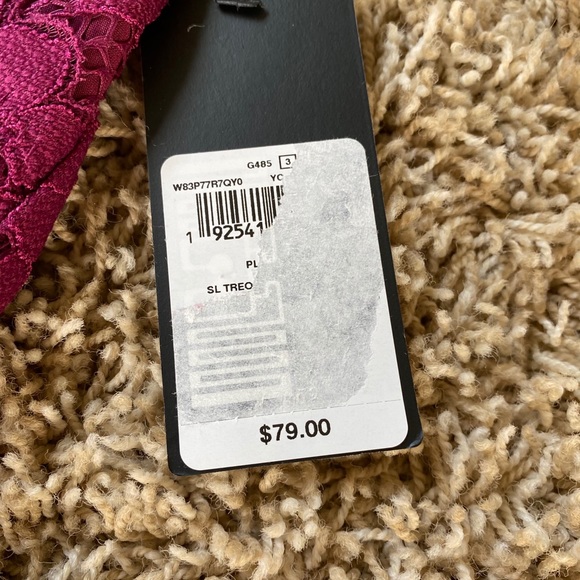 New! Guess lace v neck bodysuit plum - Picture 4 of 6